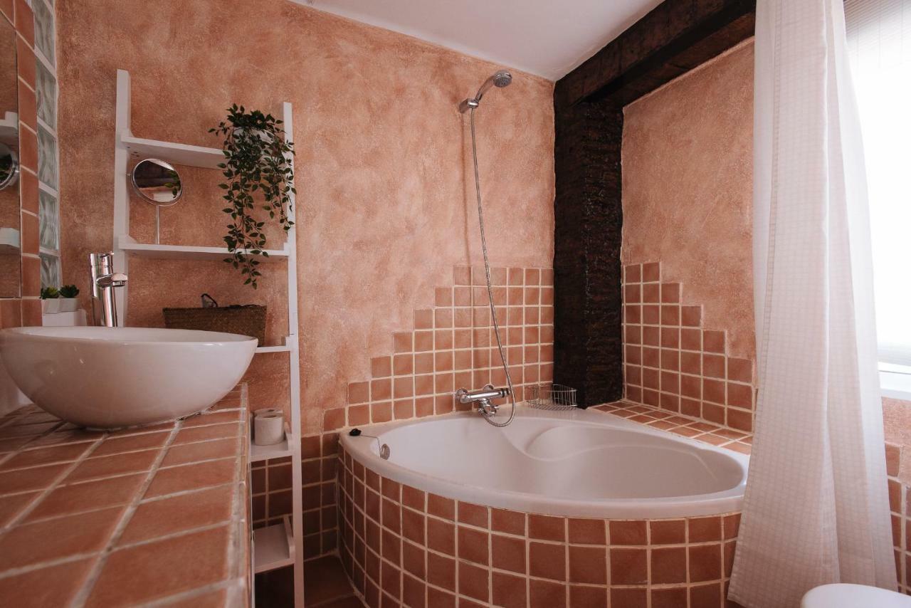 Cozy Attic With Terrace- 1Bd 1Bth- San Vicente Lejlighed Sevilla Eksteriør billede
