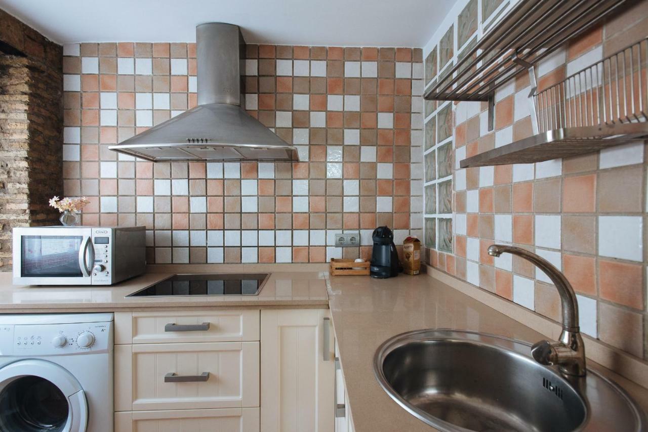 Cozy Attic With Terrace- 1Bd 1Bth- San Vicente Lejlighed Sevilla Eksteriør billede