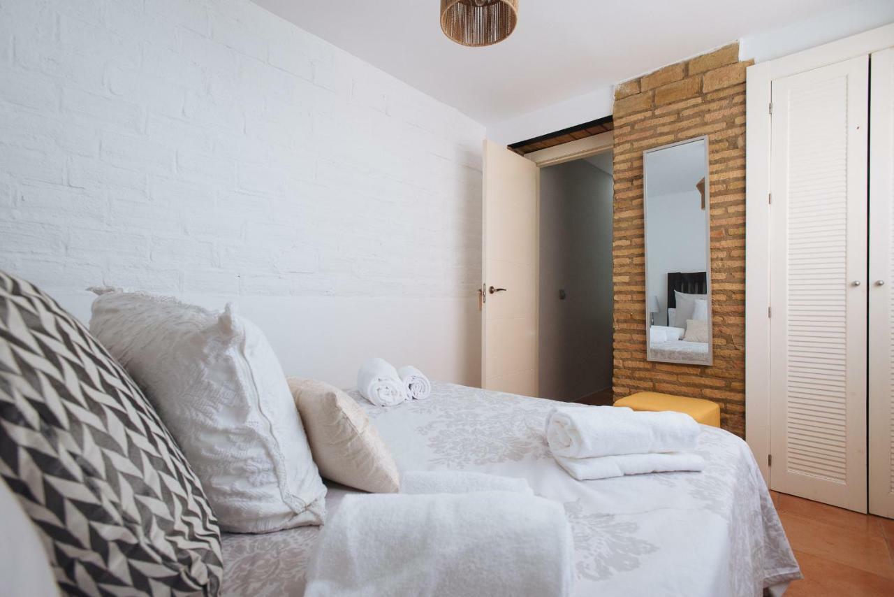Cozy Attic With Terrace- 1Bd 1Bth- San Vicente Lejlighed Sevilla Eksteriør billede